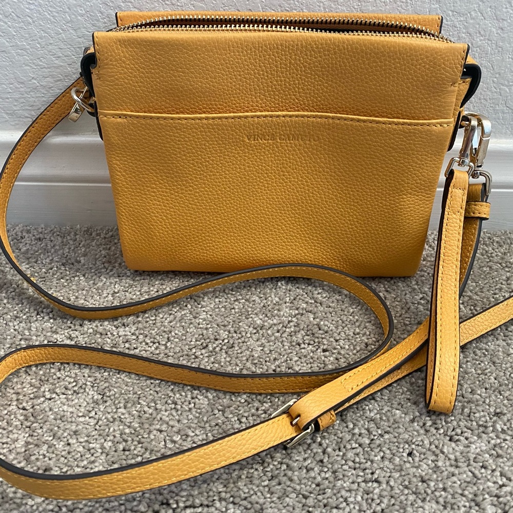 Vince Camuto | Leather crossbody